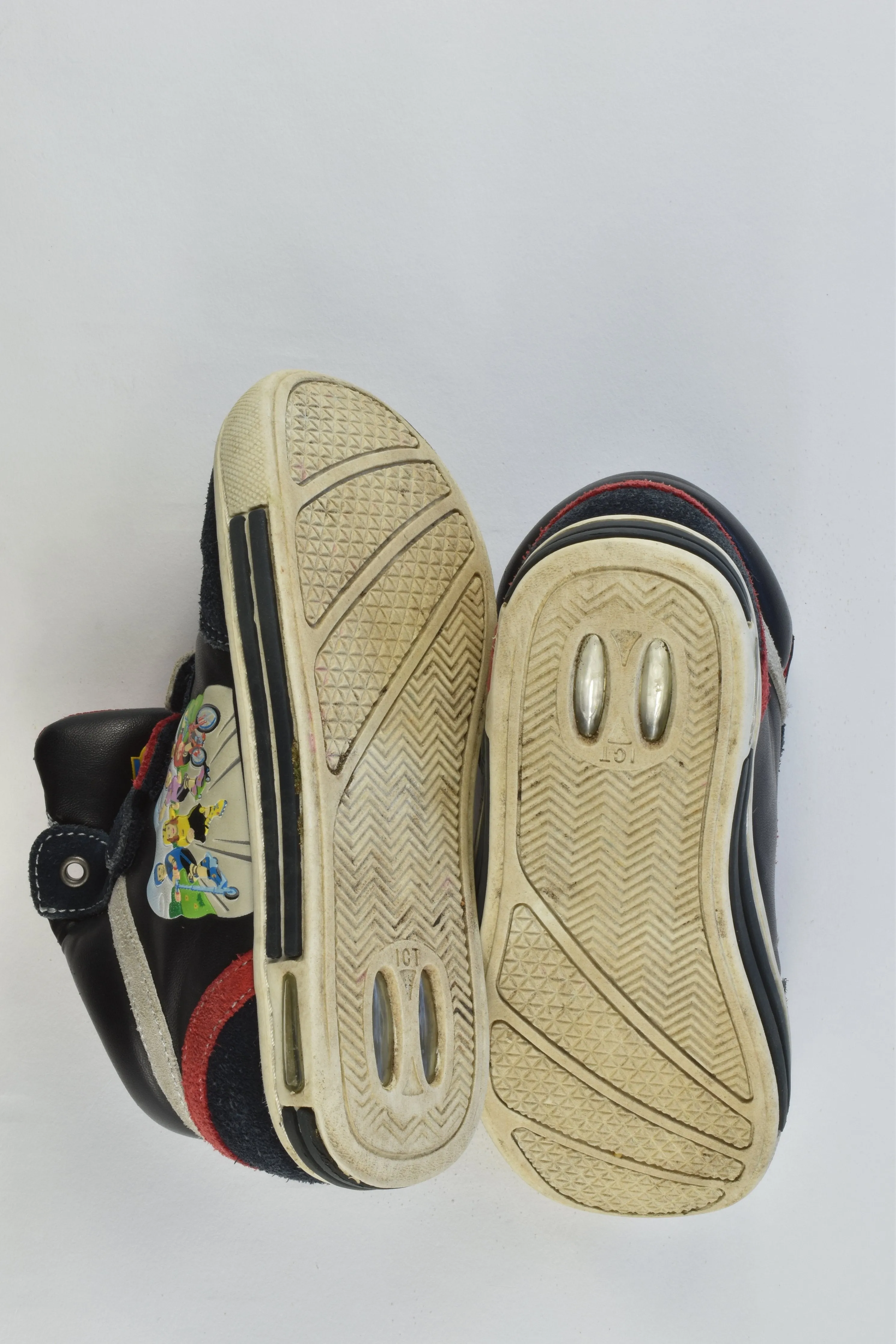 Airflex Size 11 The Wiggles Leather Shoes