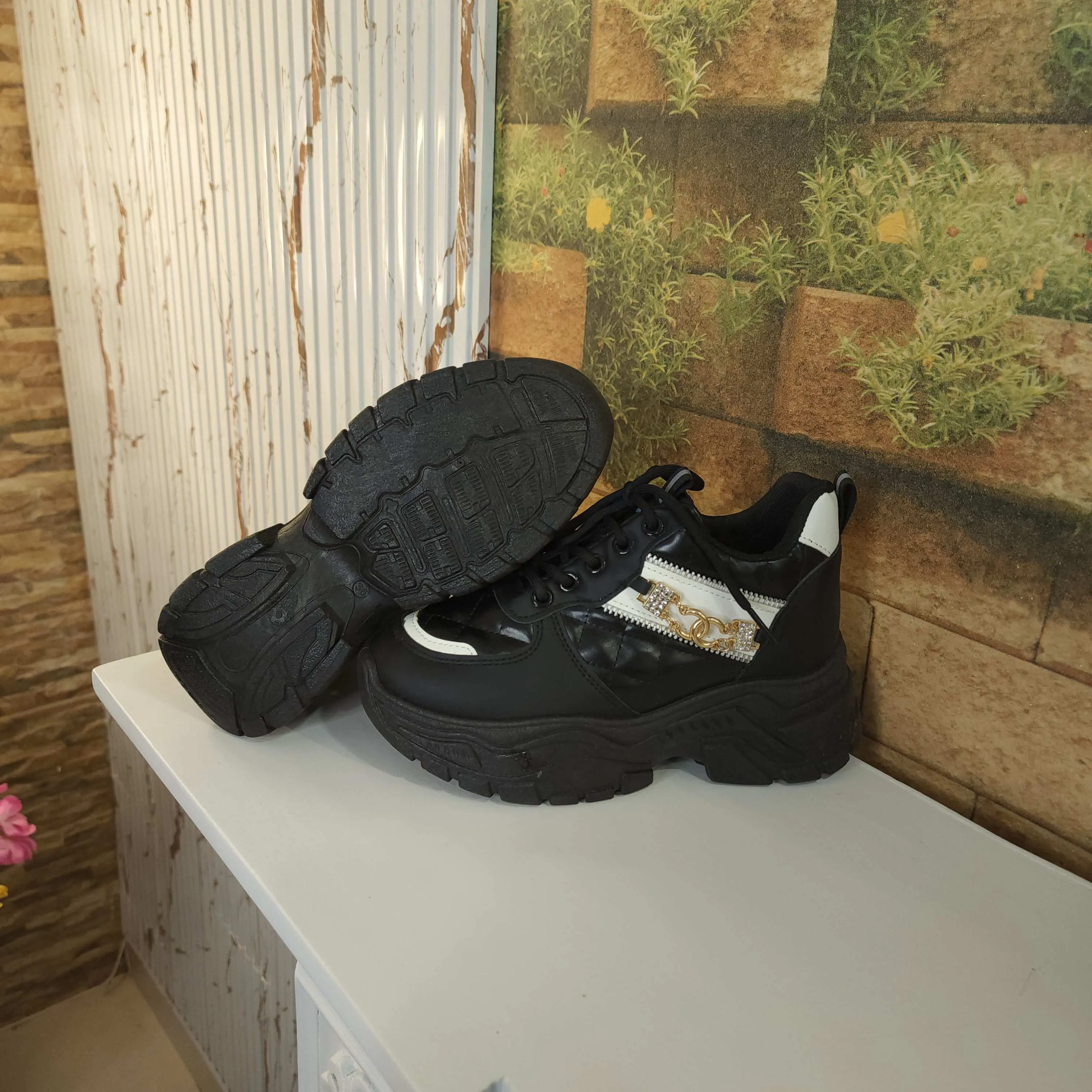 Black Chunks Casual Shoes