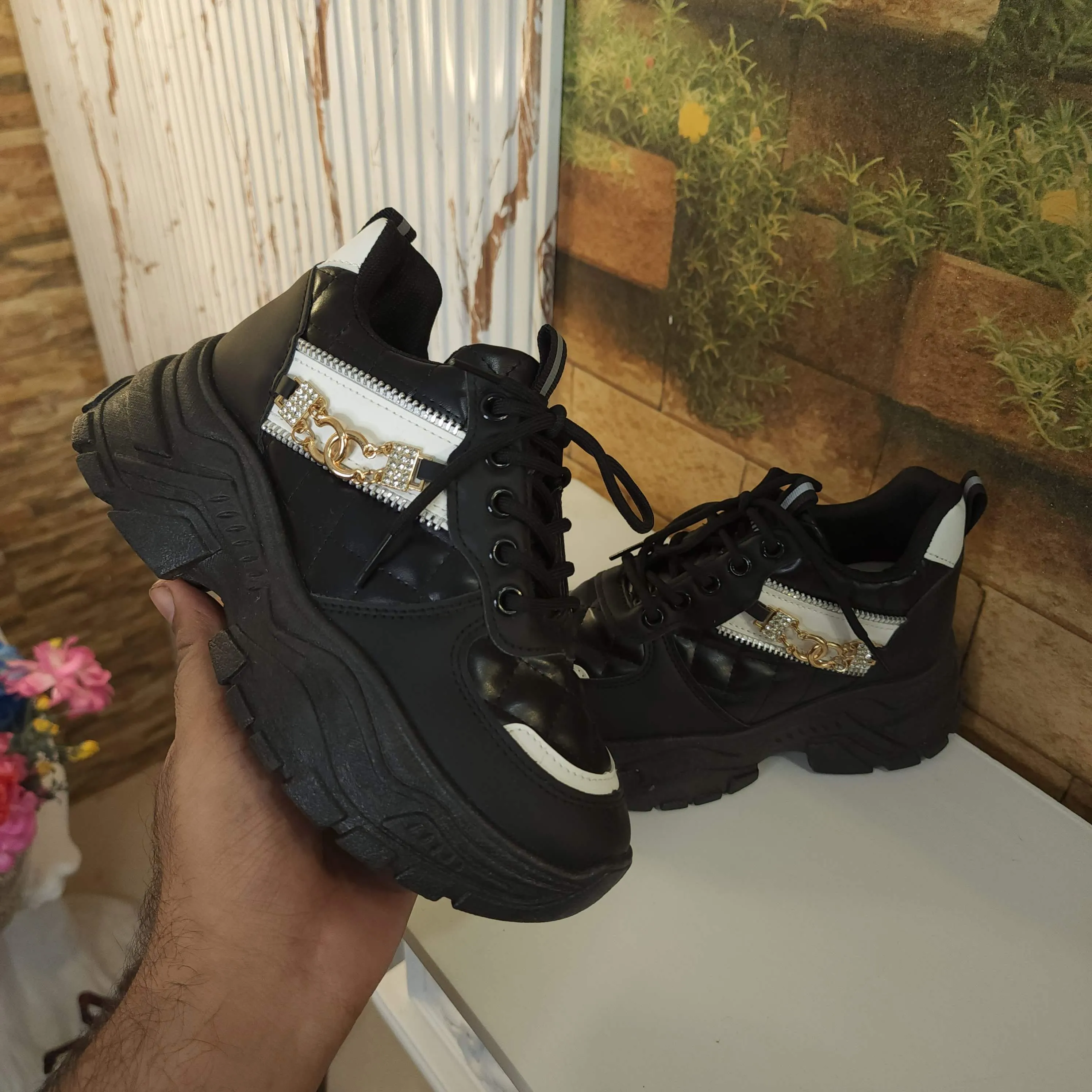 Black Chunks Casual Shoes