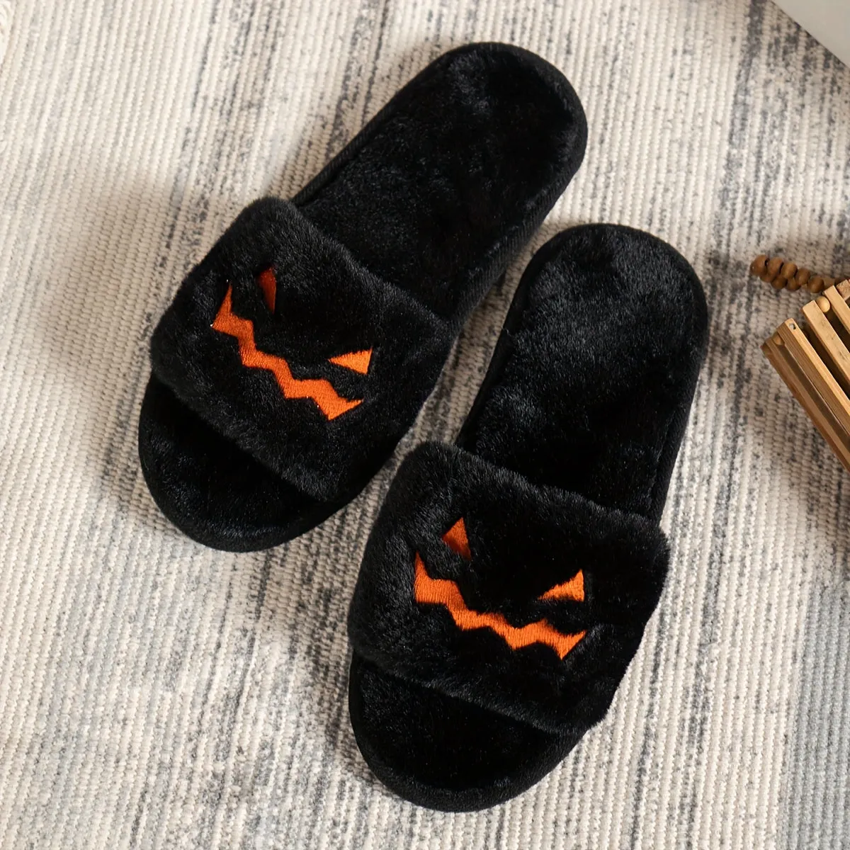 Cute Halloween Casual Slip On Plush Shoes,
