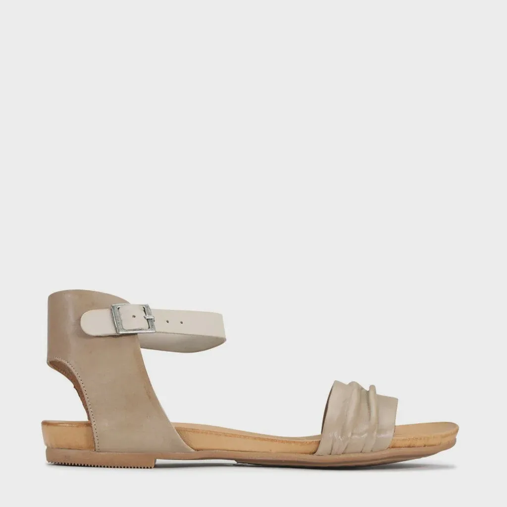 Larni - Taupe
