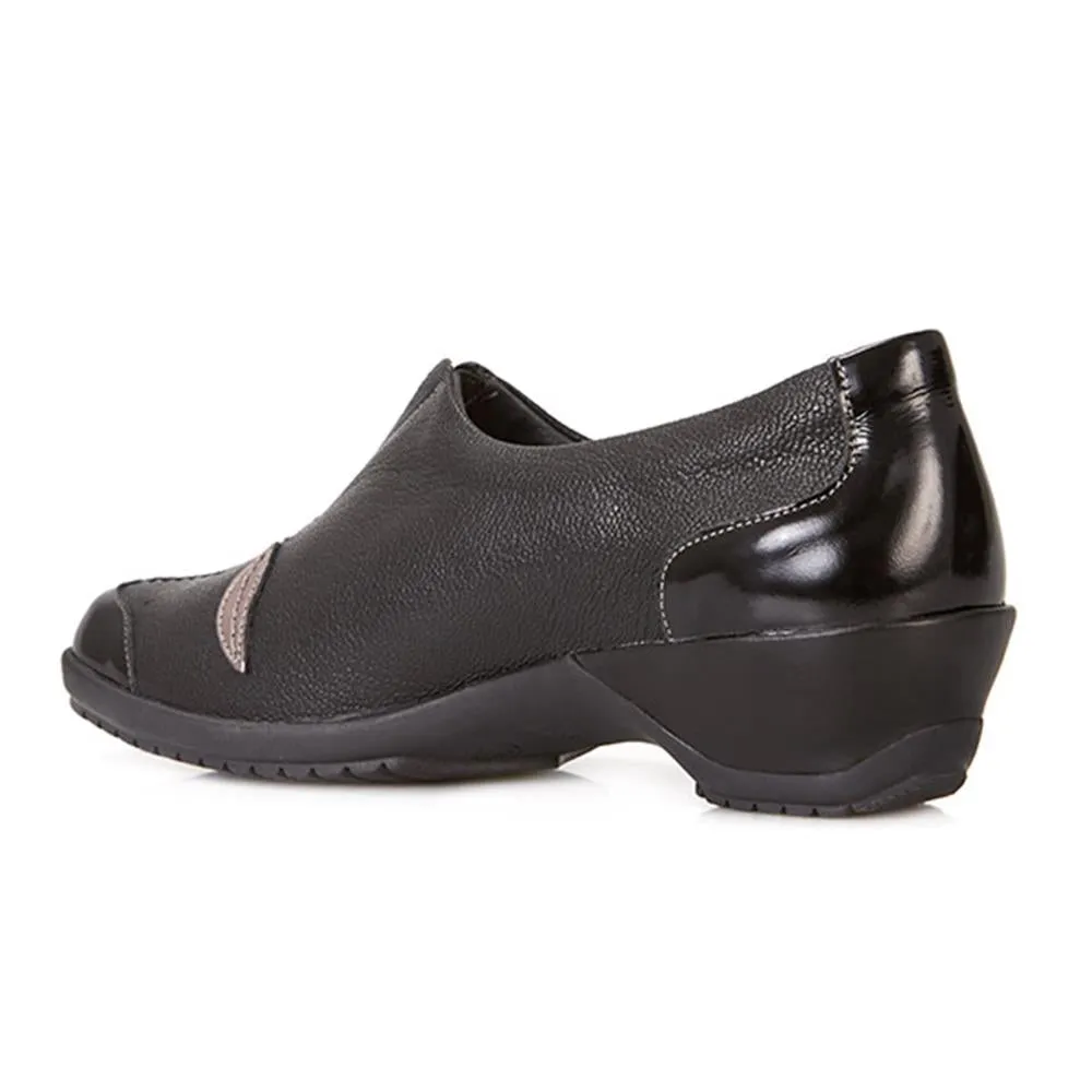Leather Slip On Shoe - CAL24000 / 308 362