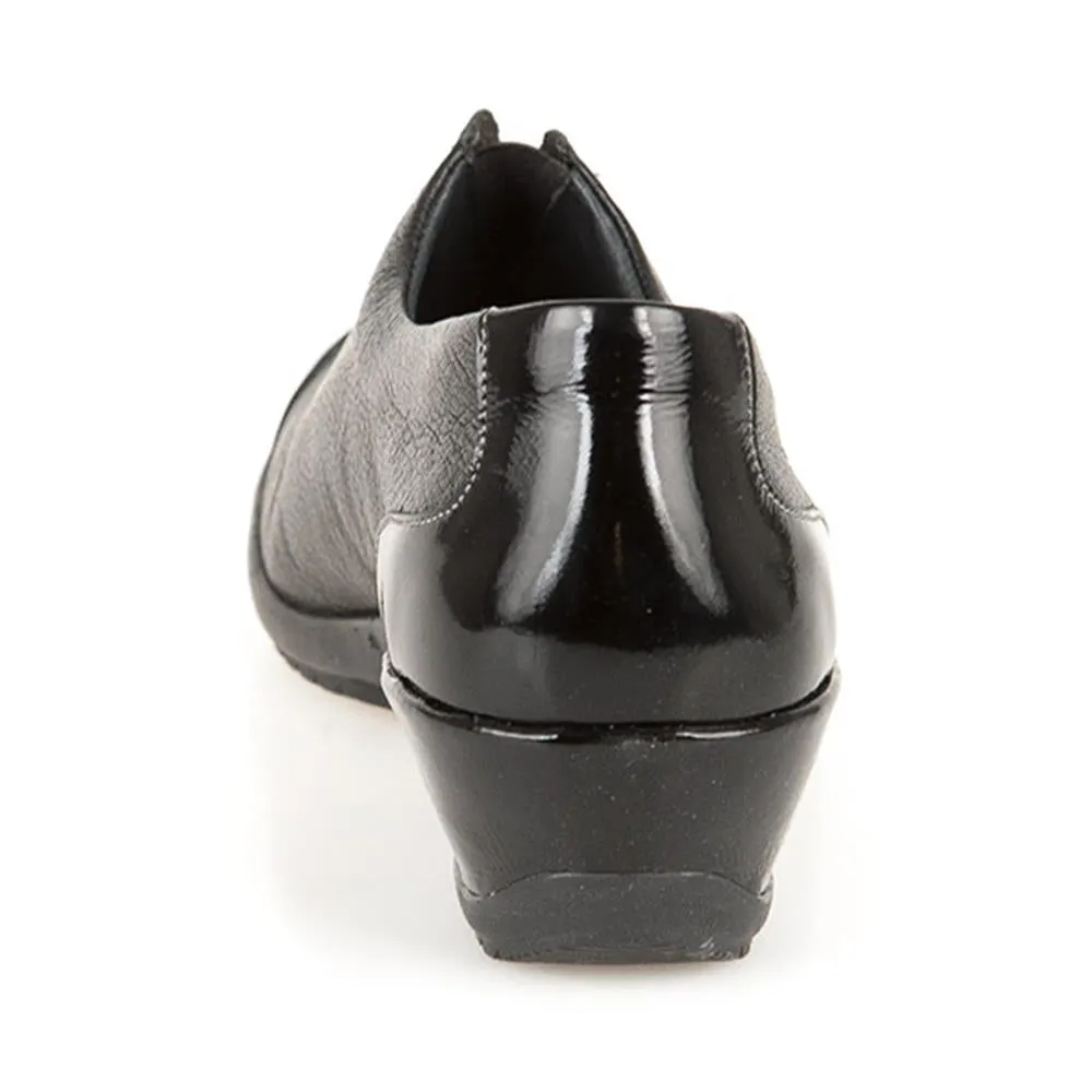 Leather Slip On Shoe - CAL24000 / 308 362