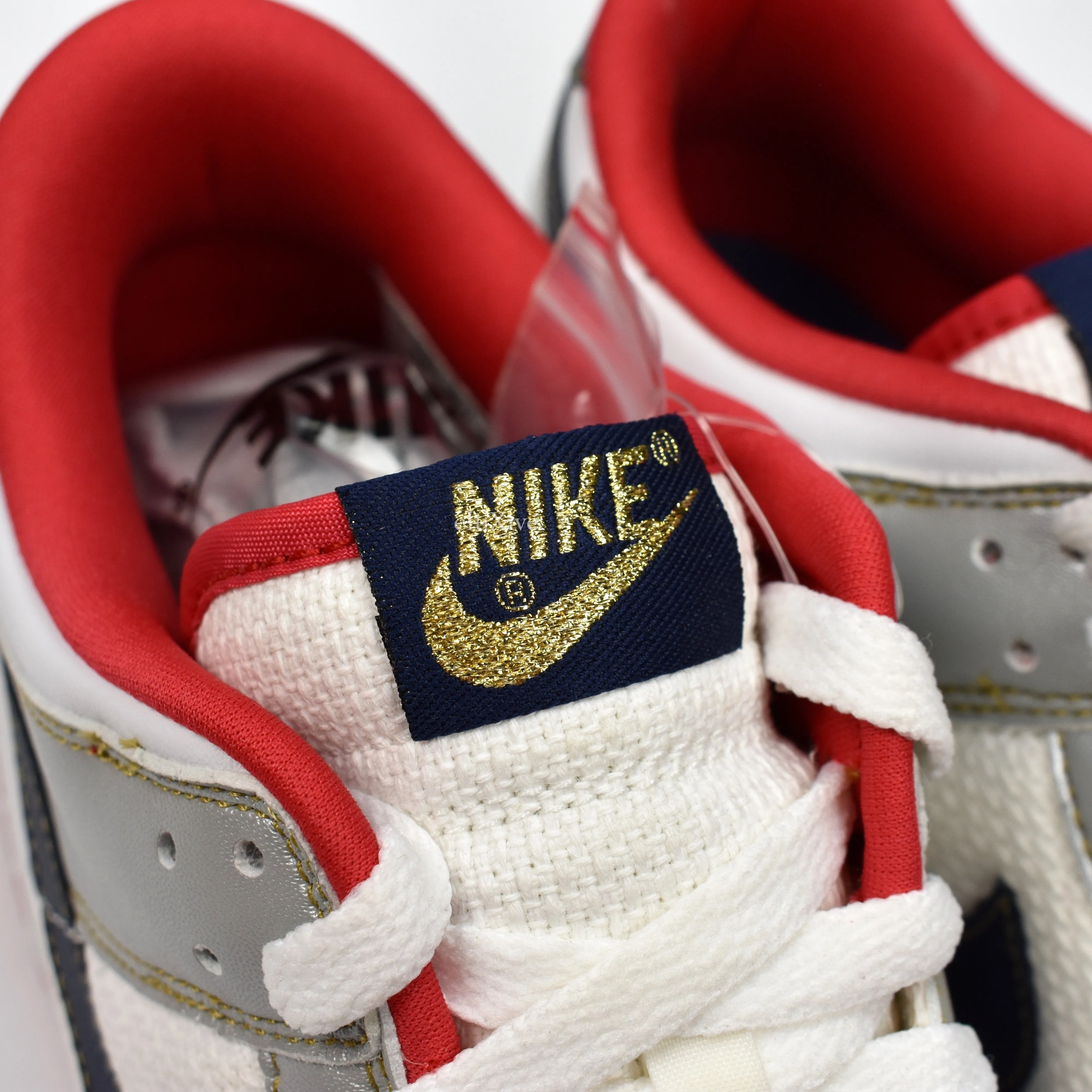 Nike - Dunk Low CL 'Tony Parker'