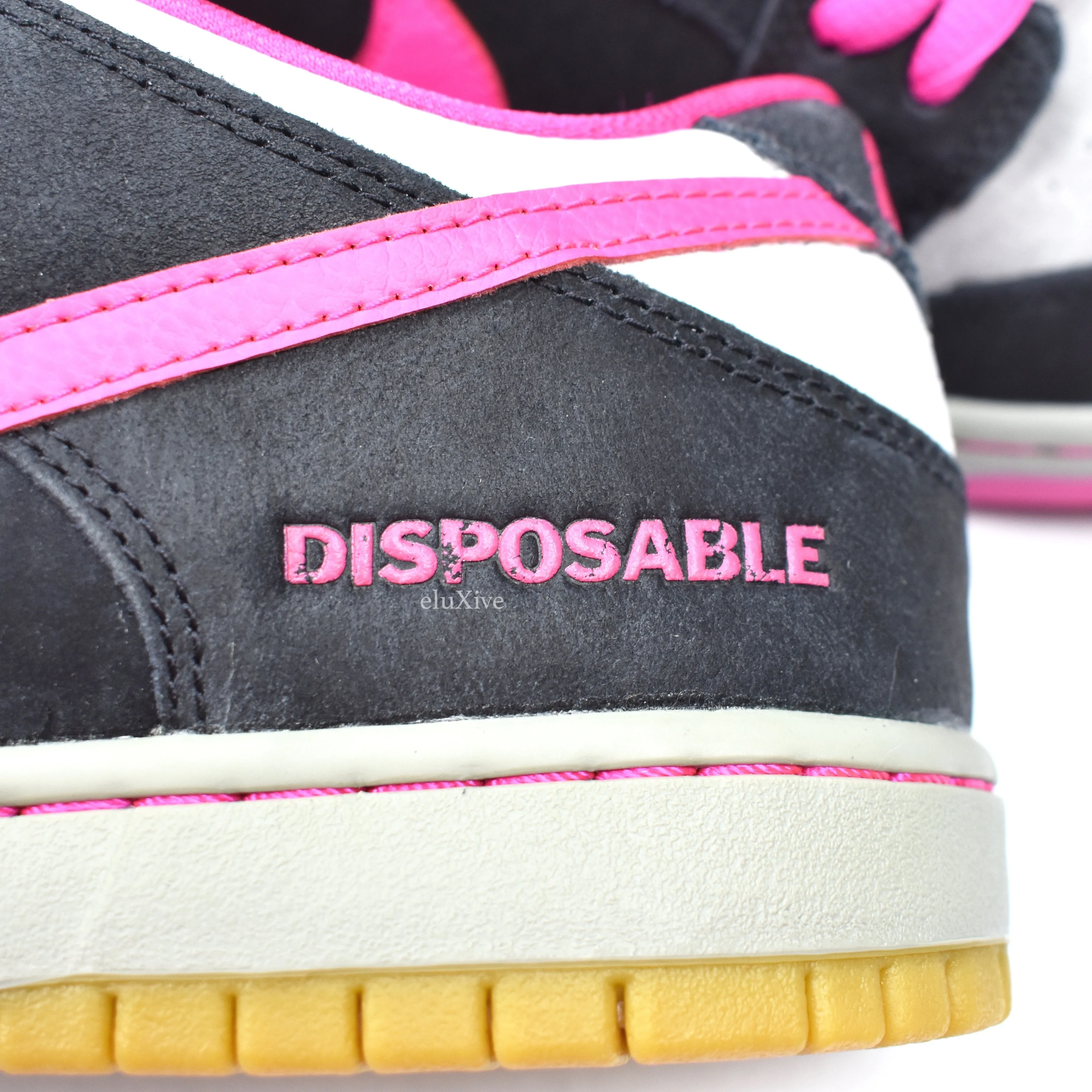 Nike - Dunk Low Premium SB QS 'Disposable'