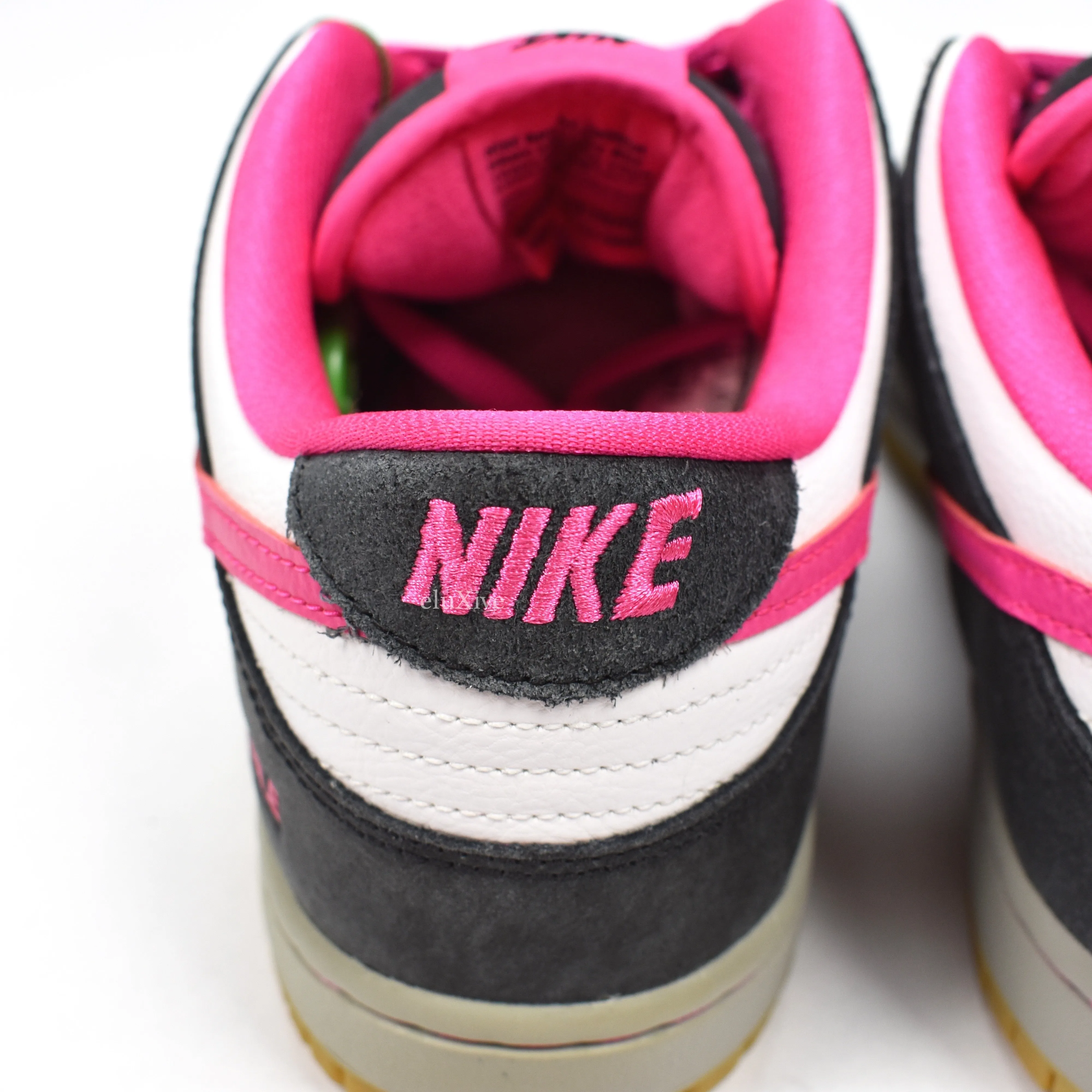 Nike - Dunk Low Premium SB QS 'Disposable'
