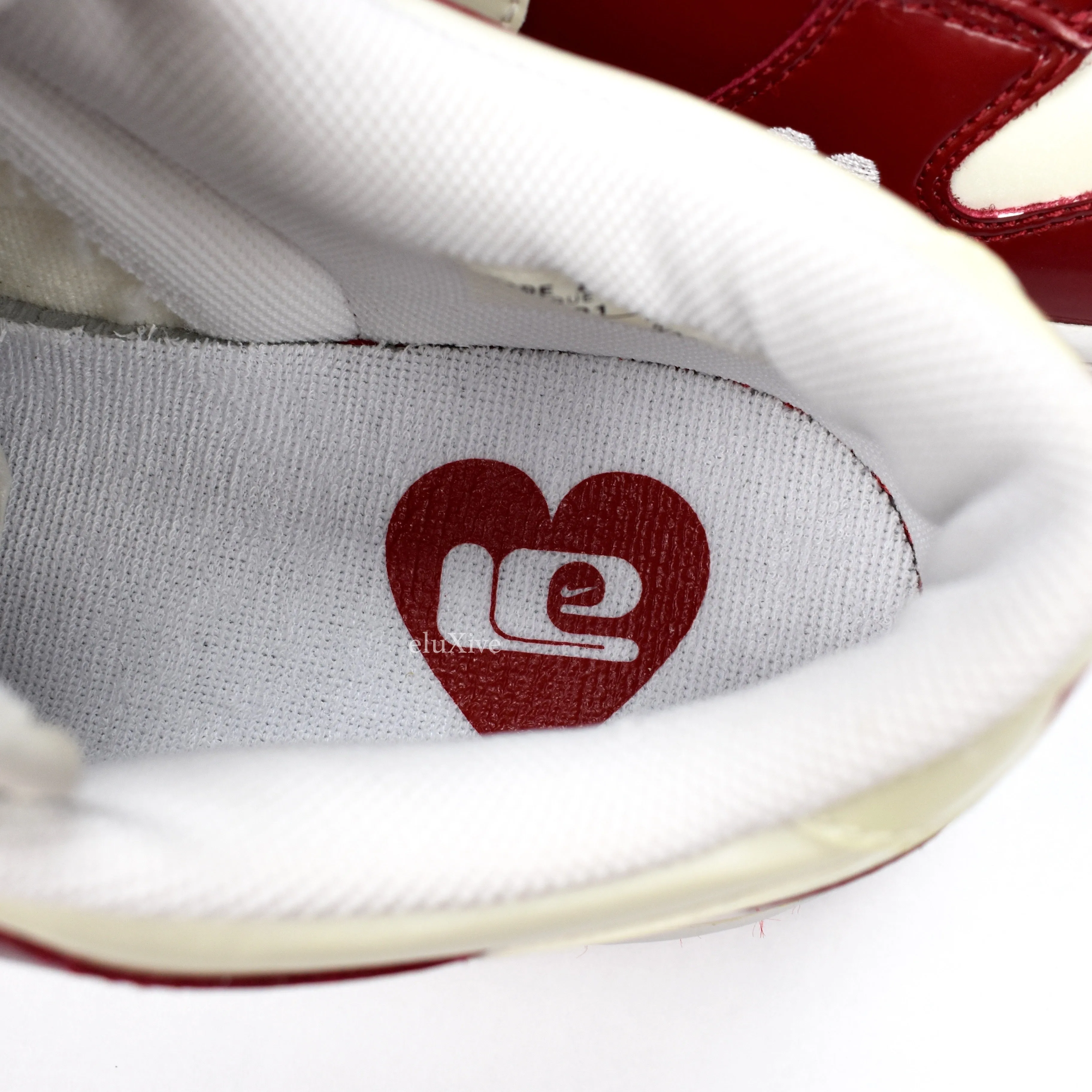Nike - Dunk Low 'Valentines Day' (2004)