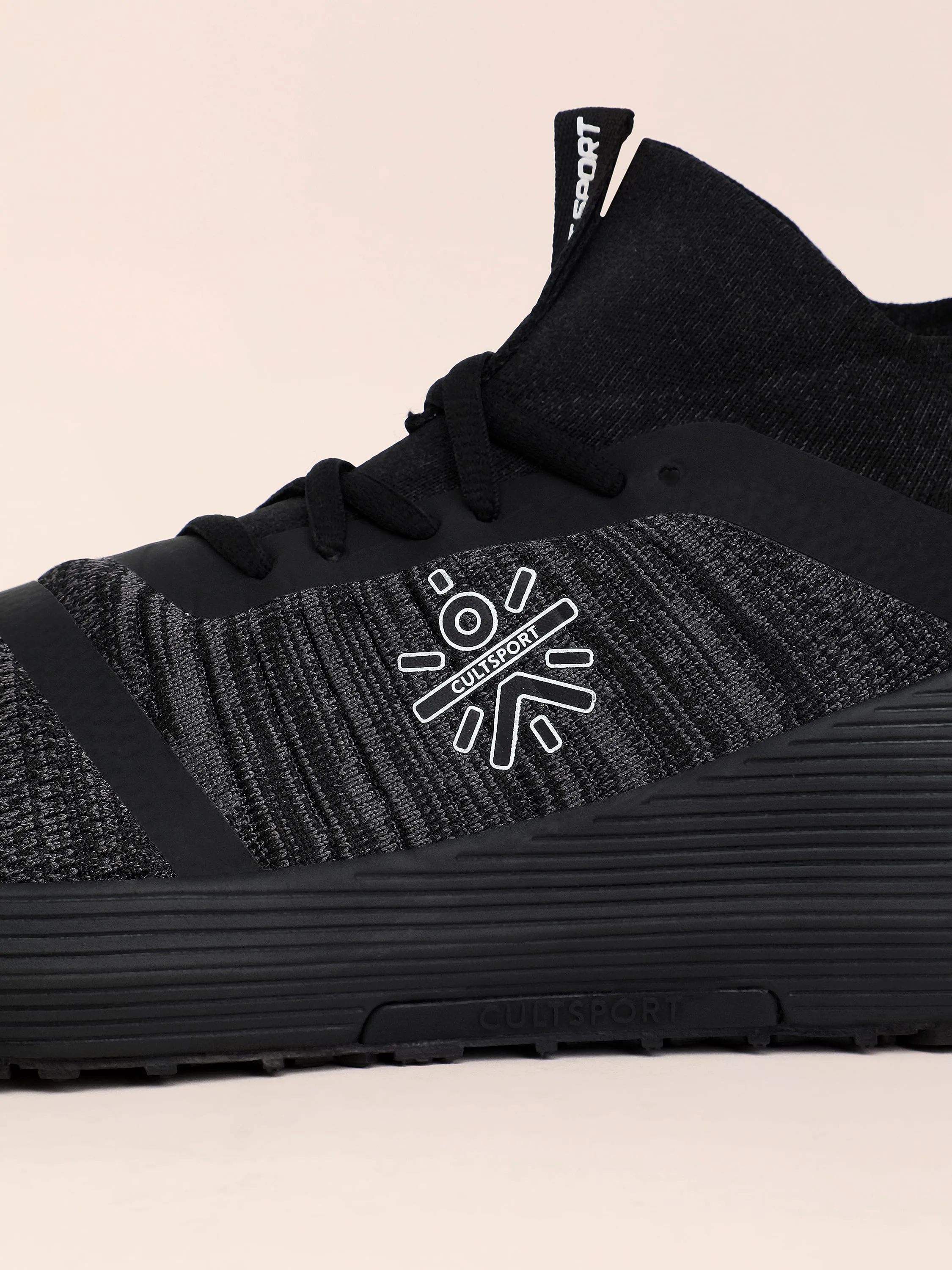 Pro-Train Men Training Shoes - Grey/Black