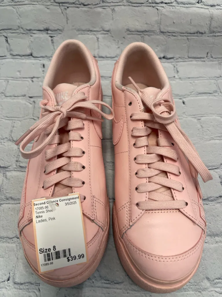 Size 8 Ladies Pink Nike Tennis Shoe