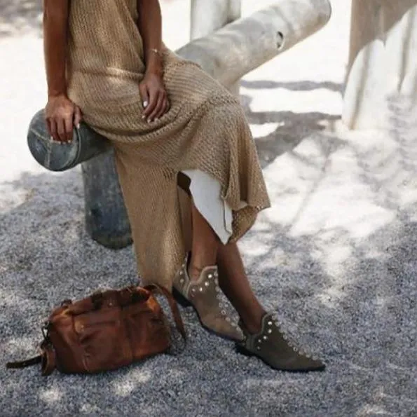 Women's vintage studded side slit ankle boots fashion pointed toe short boots